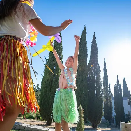 Szálloda Bluesun Village Bonaca - Full Board