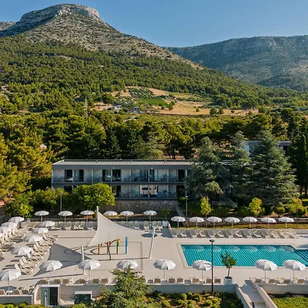 Szálloda Bluesun Village Bonaca - Full Board Bol