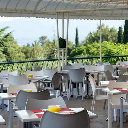 Bluesun Village Bonaca - Full Board 4* Bol