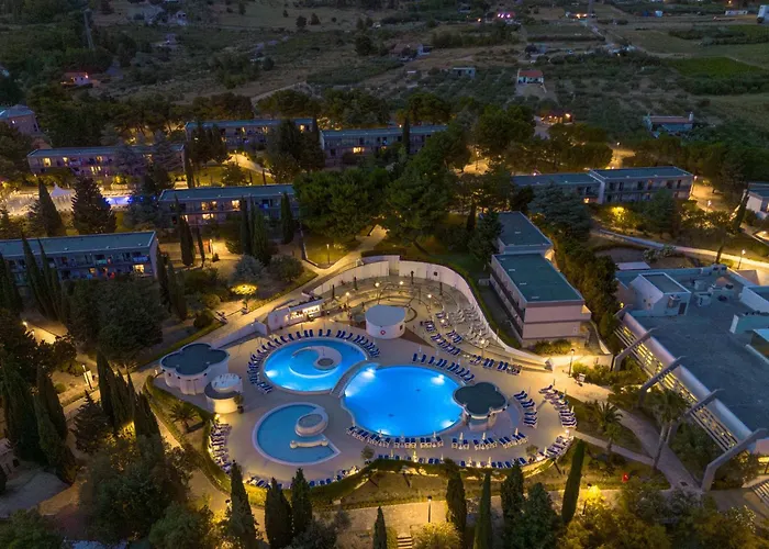 Bluesun Village Bonaca - Full Board Bol